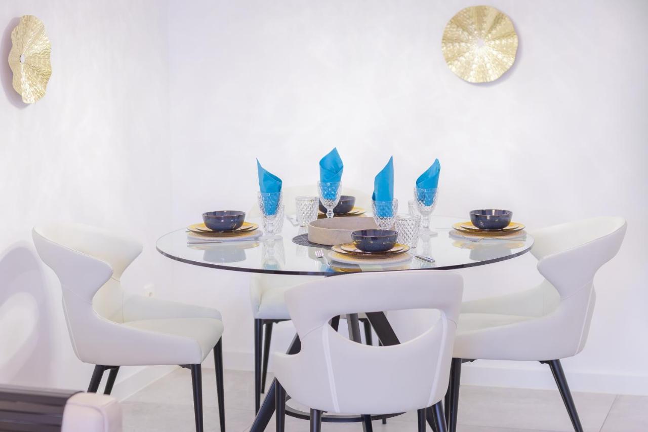 Marbella Luxury Brand New 2-Bedroom Apartment, 3 Min Walk To The Beach! Eksteriør billede